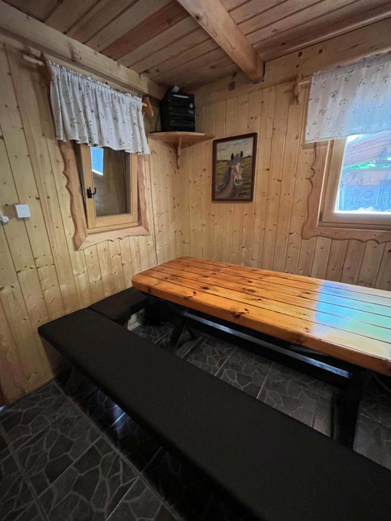 Cottage Zirovnica Zewnętrze zdjęcie